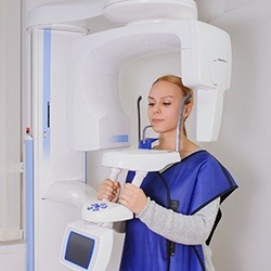 Woman receiving 3D CT scan